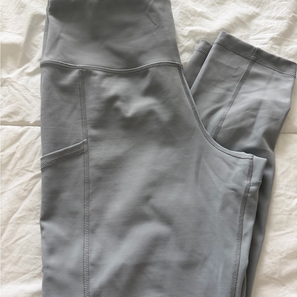 Banana Republic Light Gray Leggings with Side Pocket